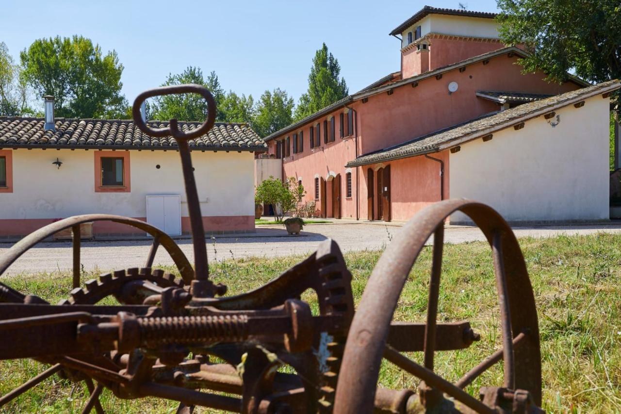 Agriturismo Il Molino Antico - 5 Girasoli スポレート エクステリア 写真