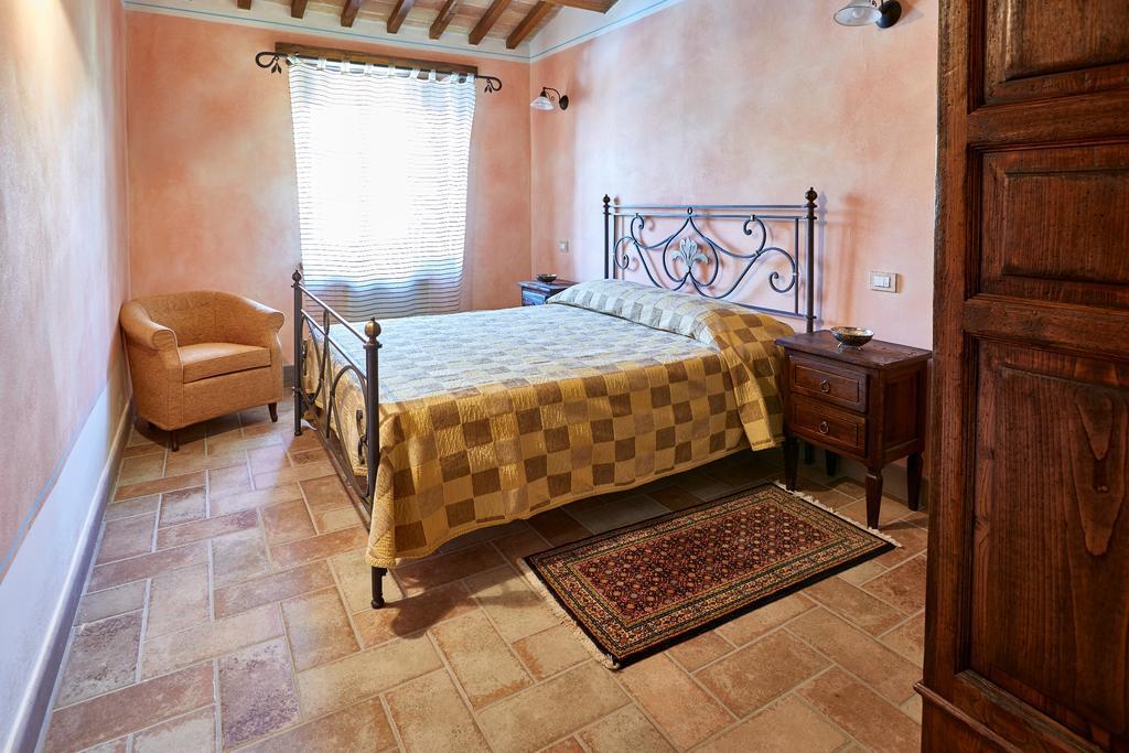 Agriturismo Il Molino Antico - 5 Girasoli スポレート エクステリア 写真