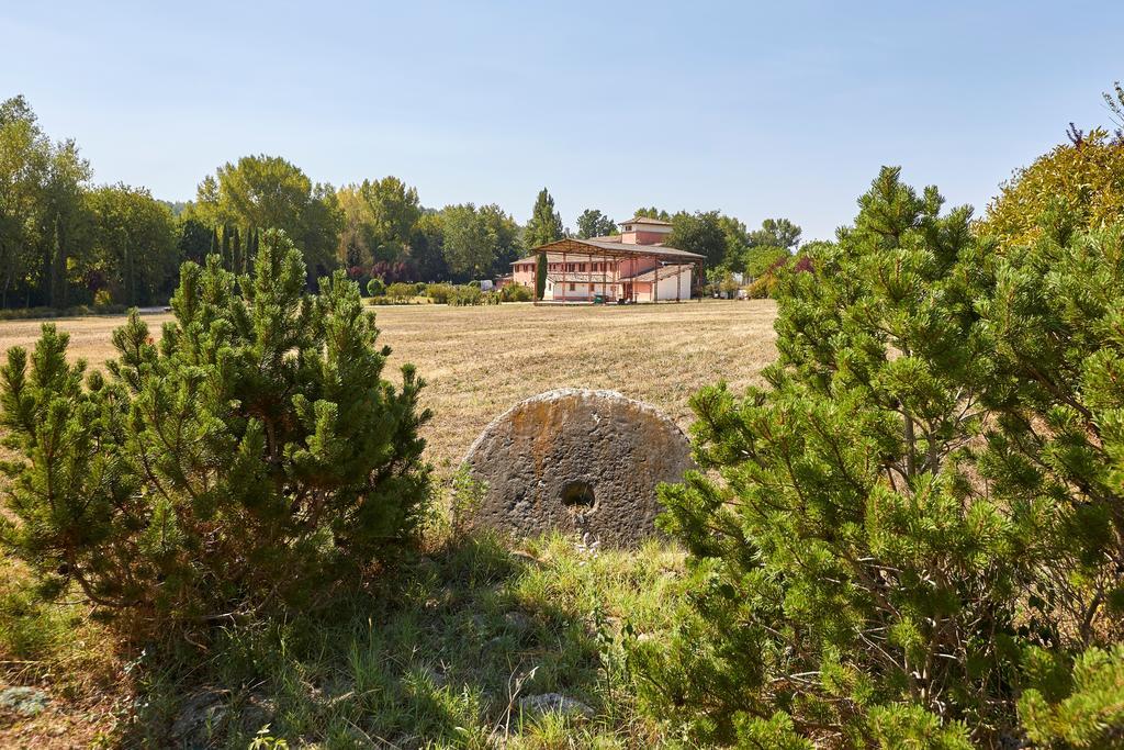 Agriturismo Il Molino Antico - 5 Girasoli スポレート エクステリア 写真
