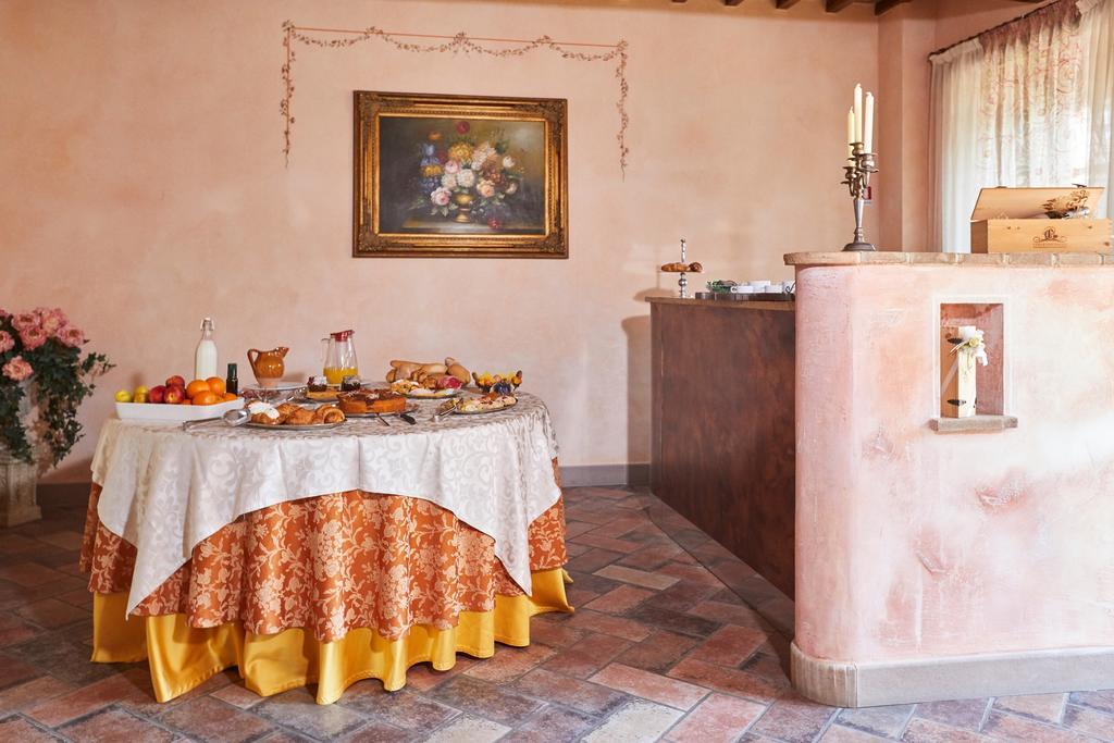 Agriturismo Il Molino Antico - 5 Girasoli スポレート エクステリア 写真