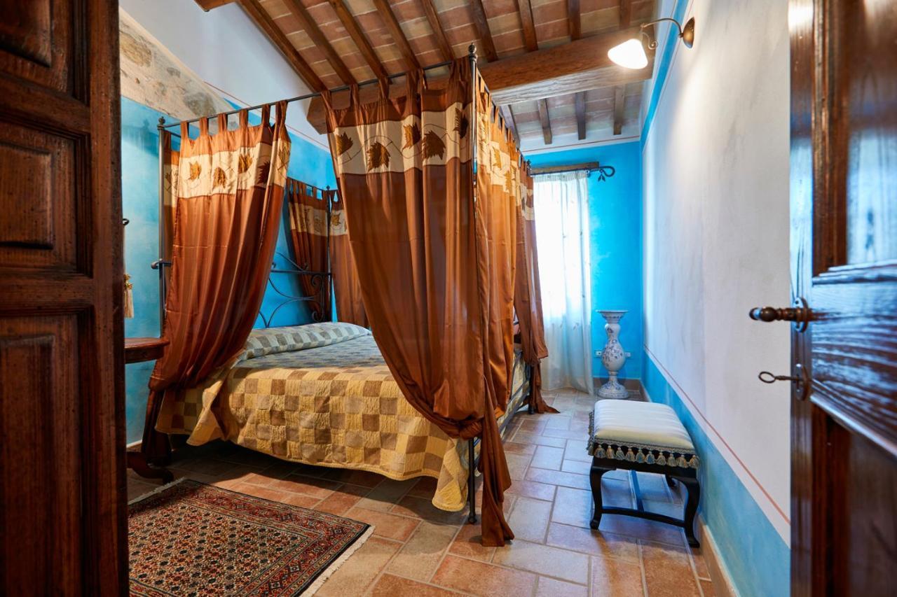 Agriturismo Il Molino Antico - 5 Girasoli スポレート エクステリア 写真