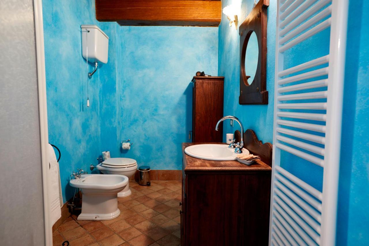 Agriturismo Il Molino Antico - 5 Girasoli スポレート エクステリア 写真